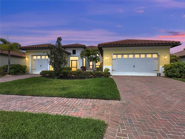 $1,089,000 | 1802 5th Street East, Palmetto, FL 34221