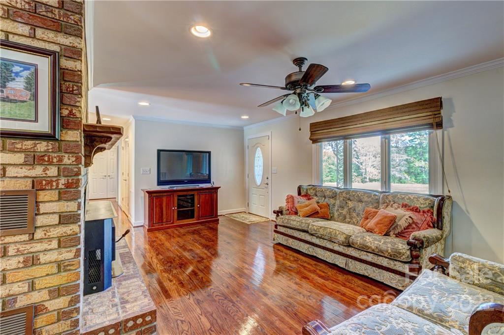 1405 Foster Road Cherryville, NC 28021 - Photo 17 of 38 Gallery Image 17