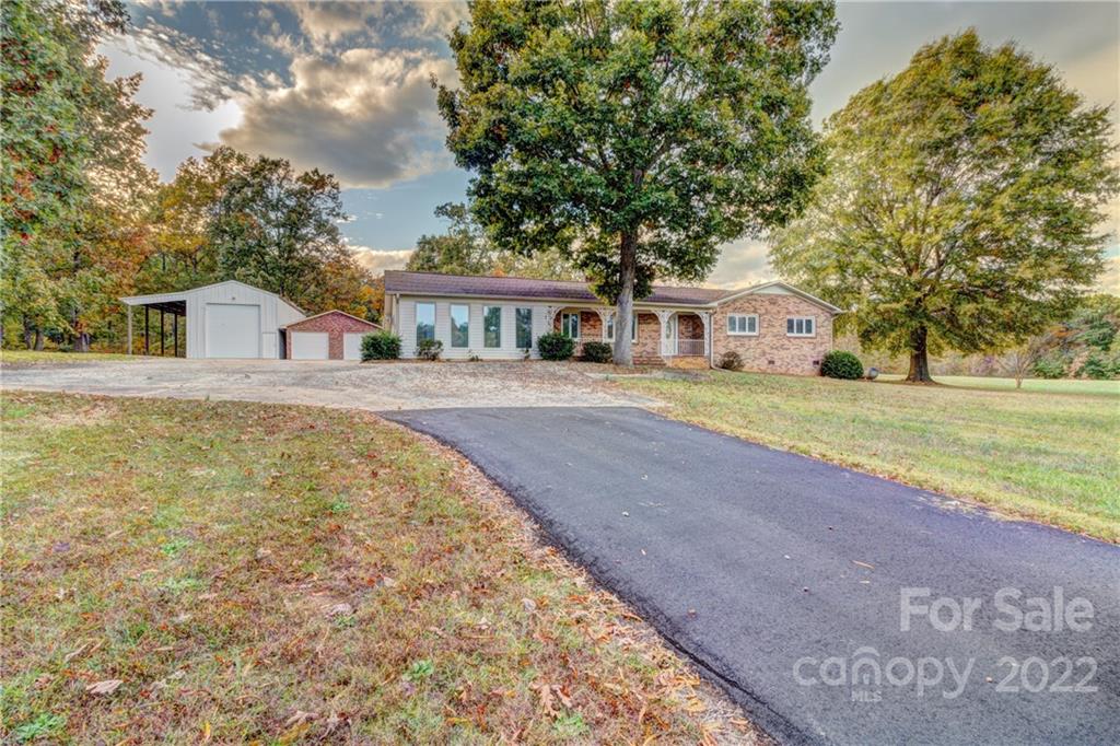 1405 Foster Road Cherryville, NC 28021 - Photo 2 of 38 Gallery Image 2