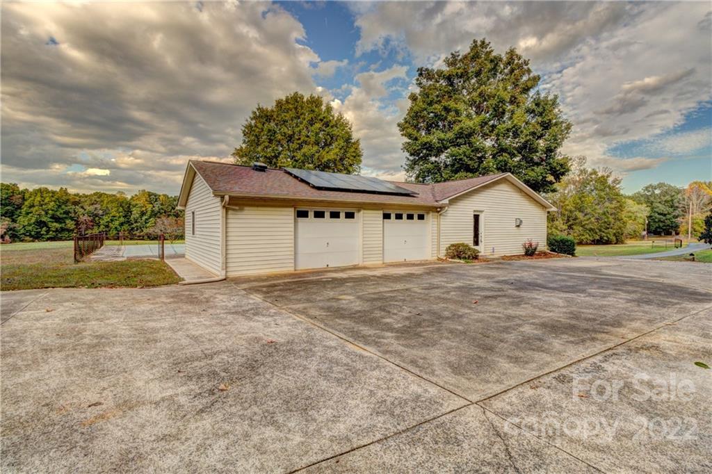 1405 Foster Road Cherryville, NC 28021 - Photo 30 of 38 Gallery Image 30