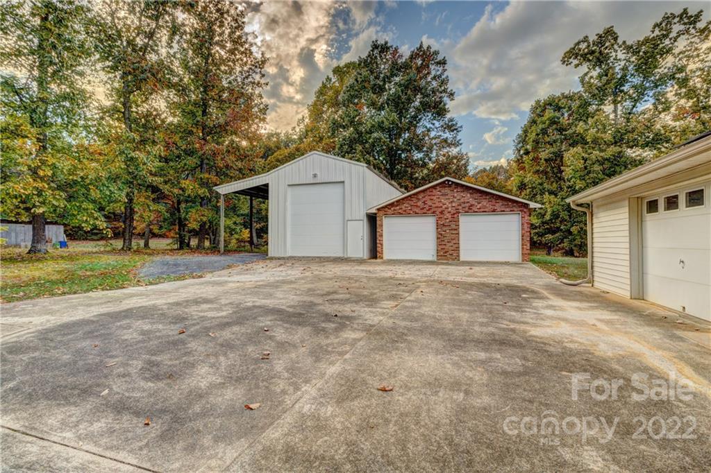 1405 Foster Road Cherryville, NC 28021 - Photo 31 of 38 Gallery Image 31