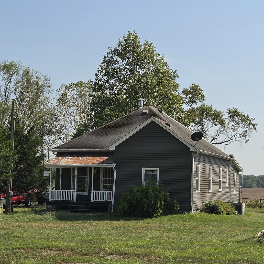 14496 Summer Road Benton, IL 62812 - Photo 4 of 39 Gallery Image 4