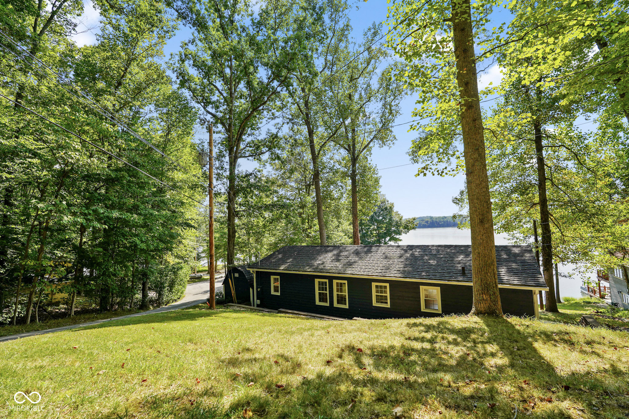 9378 Derrett Road Unionville, IN 47468 - Photo 31 of 37