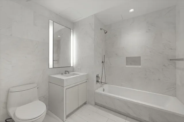 $1,200,000 | 269 West 87th Street, Unit 9B | Upper West Side