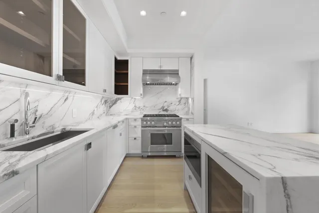 $1,200,000 | 269 West 87th Street, Unit 9B | Upper West Side