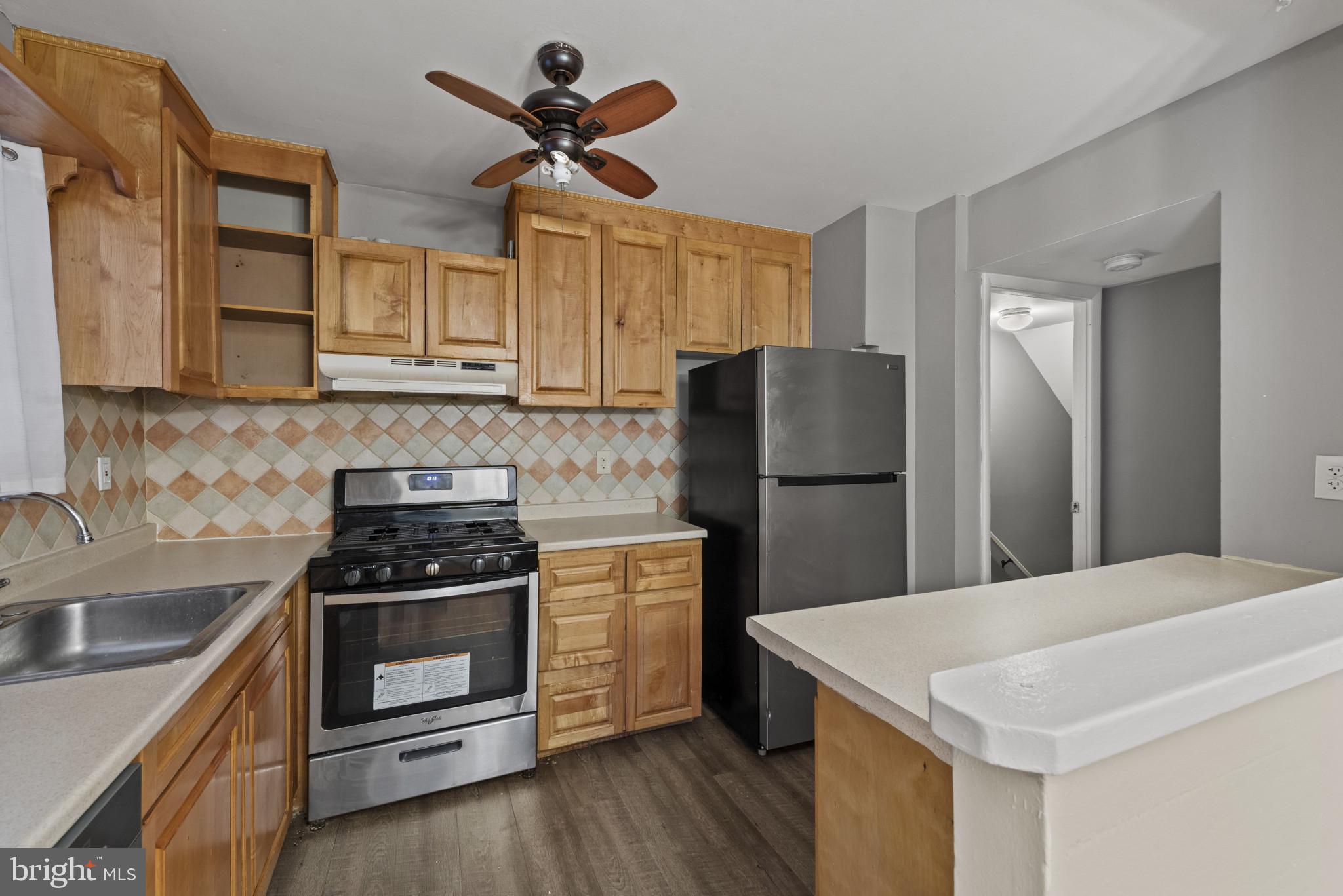 9652 Baron Place, Unit 9652 Baltimore, MD 21237 - Photo 12 of 32 Kitchen