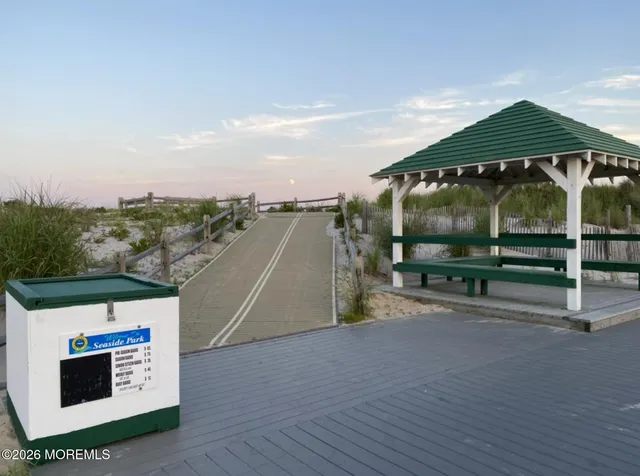 $2,450 | 10 Southeast Central Avenue, Unit 6, Seaside Park, NJ 08752