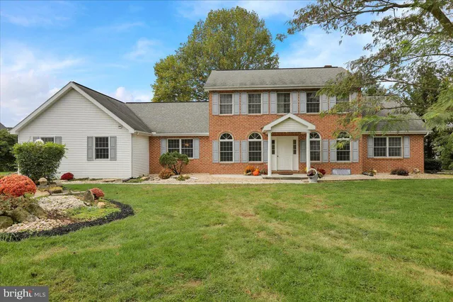 $560,000 | 47 Norway Lane, Lebanon, PA 17042