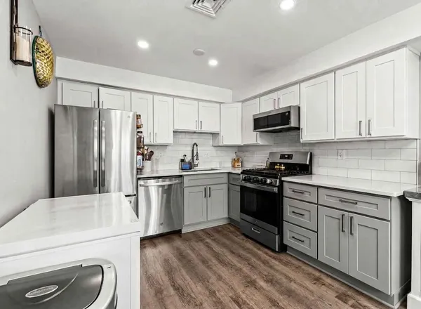 $300,000 | 258 Stonebridge Drive, Nashua, NH 03063