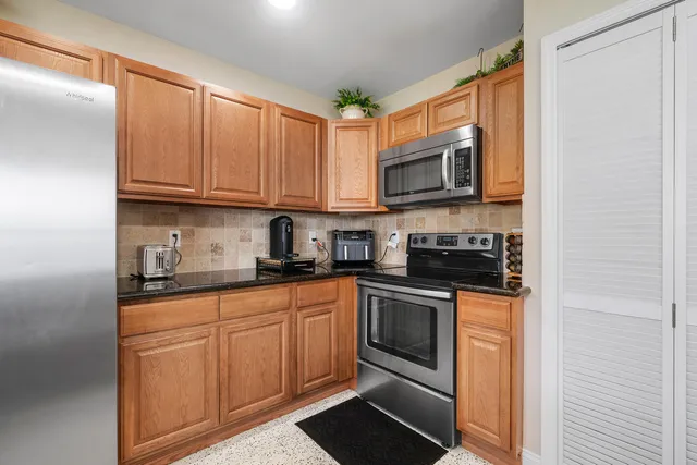 $2,800 | 2757 Northeast 29th Avenue, Unit 2, Lighthouse Point, FL 33064