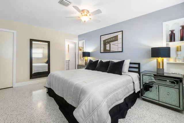 $2,800 | 2757 Northeast 29th Avenue, Unit 2, Lighthouse Point, FL 33064