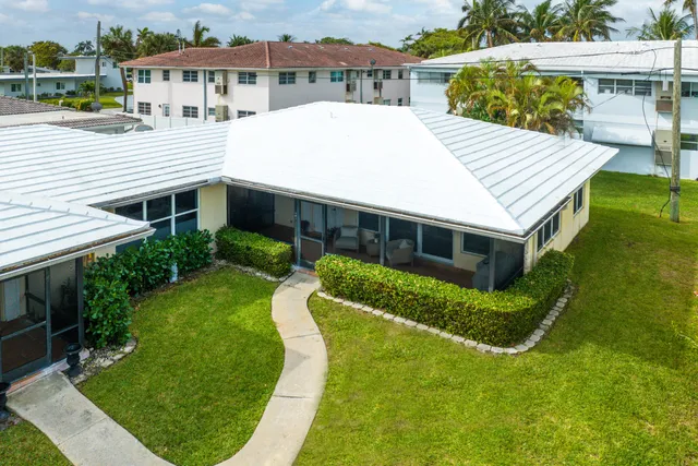 $2,800 | 2757 Northeast 29th Avenue, Unit 2, Lighthouse Point, FL 33064