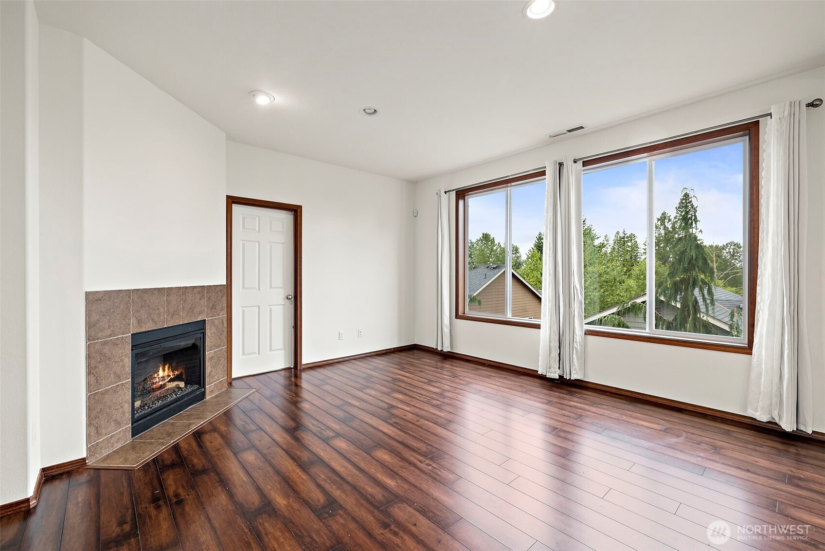 22820 41st Drive Southeast Bothell, WA 98021 - Photo 10 of 38