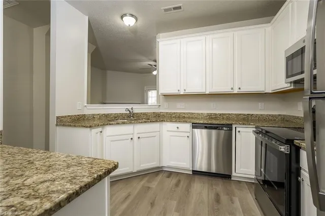 $2,140 | 1112 Highstone Drive, Greensboro, NC 27406