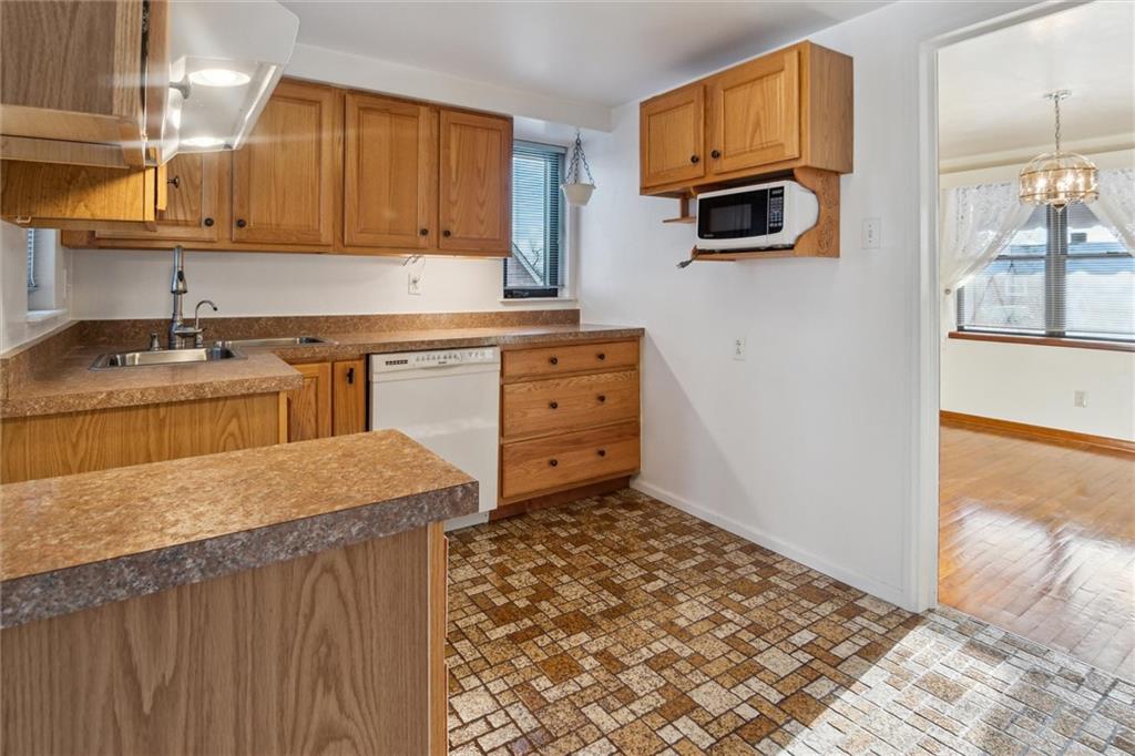 3813 Rural Court West Pittsburgh, PA 15221 - Photo 11 of 31 Gallery Image 11