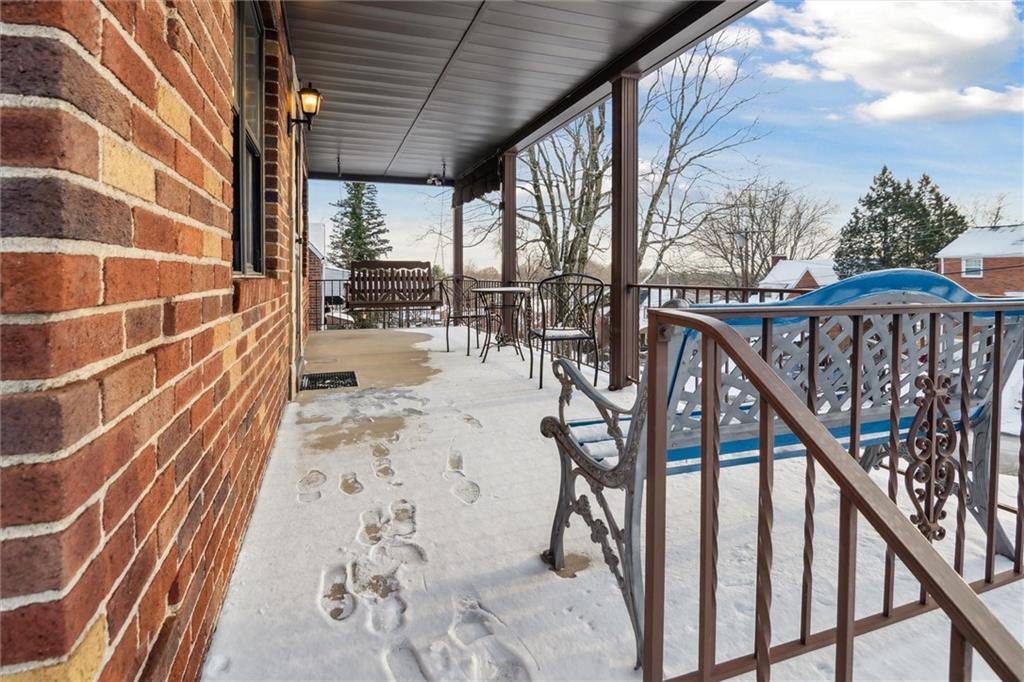 3813 Rural Court West Pittsburgh, PA 15221 - Photo 2 of 31 Gallery Image 2