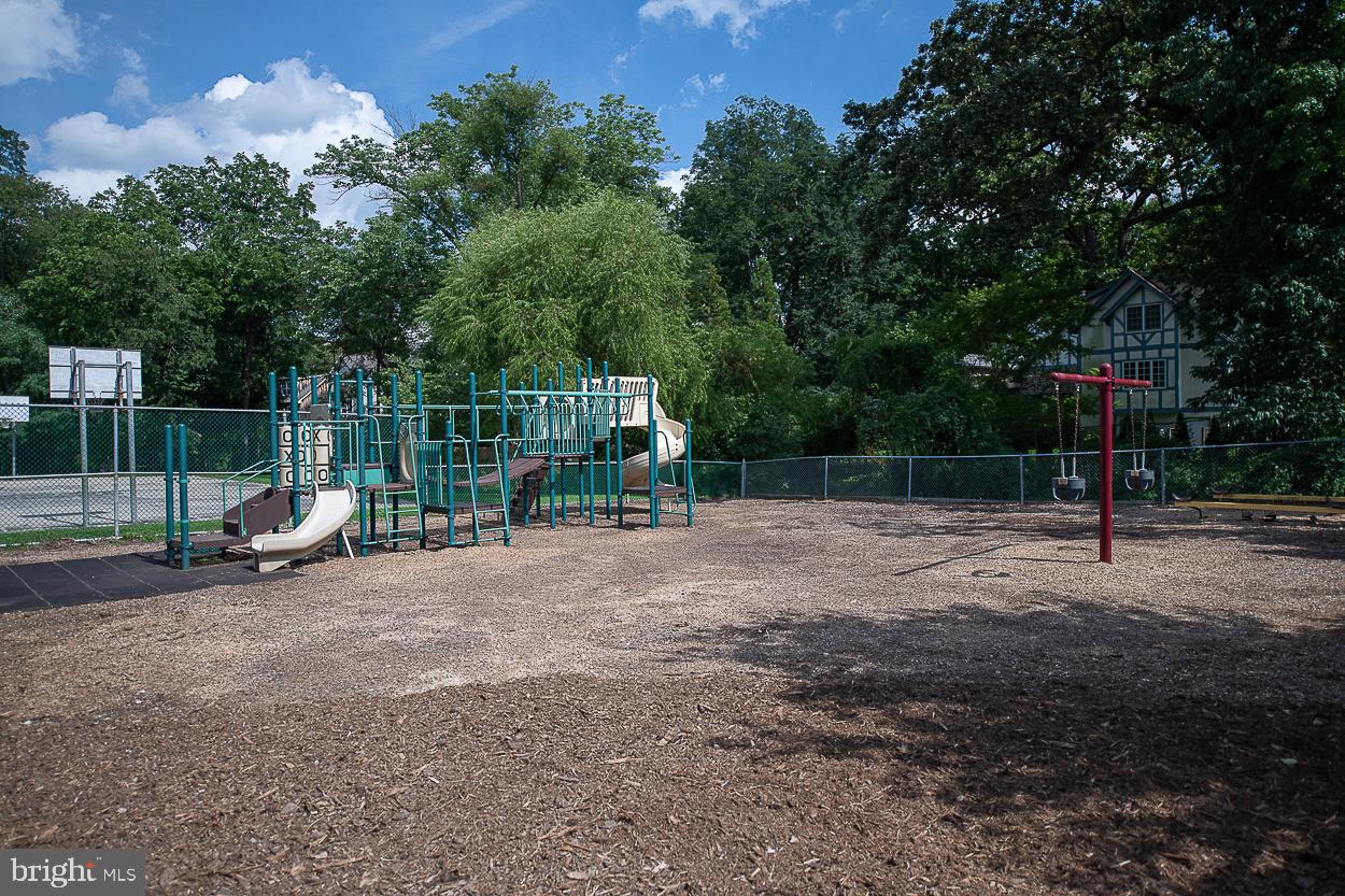 108 Radnor Street Road Wayne, PA 19087 - Photo 14 of 20