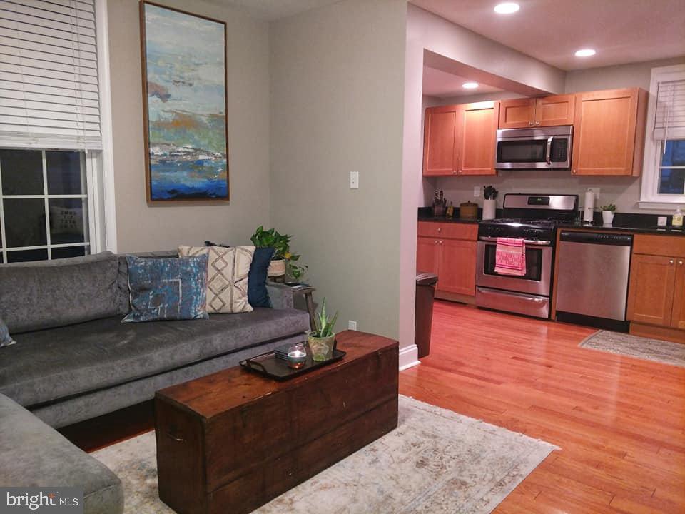 108 Radnor Street Road Wayne, PA 19087 - Photo 5 of 20