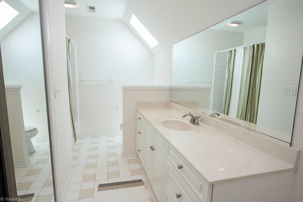 6104 Gwynedd Road Summerfield, NC 27358 - Photo 26 of 30 Hall bath, upstairs.