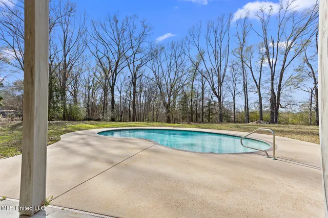 $725,000 | 236 Childress Lane, Flora, MS 39071
