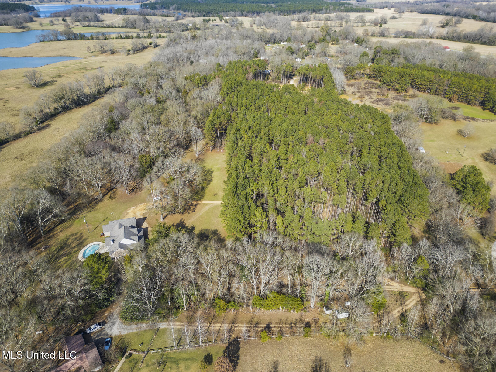 236 Childress Lane Flora, MS 39071 - Photo 8 of 51 236 Childress drone-6