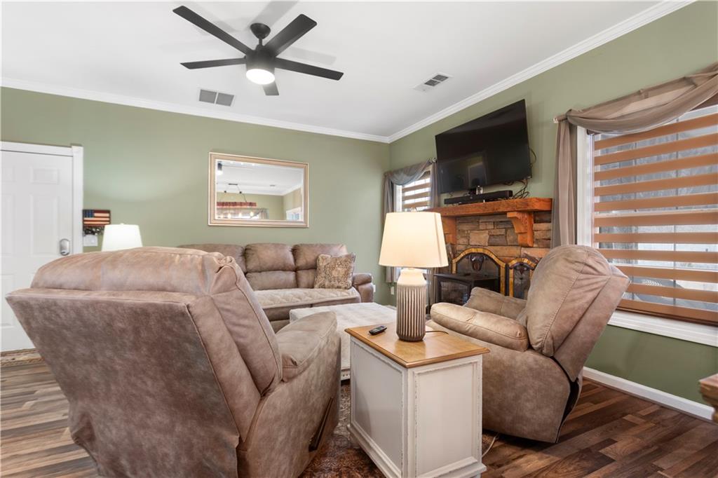 2156 Raccoon Court Villa Rica, GA 30180 - Photo 10 of 40