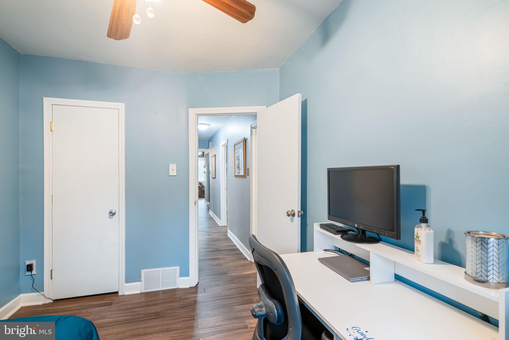9958 Woodfern Road Philadelphia, PA 19115 - Photo 19 of 30 for after school work.