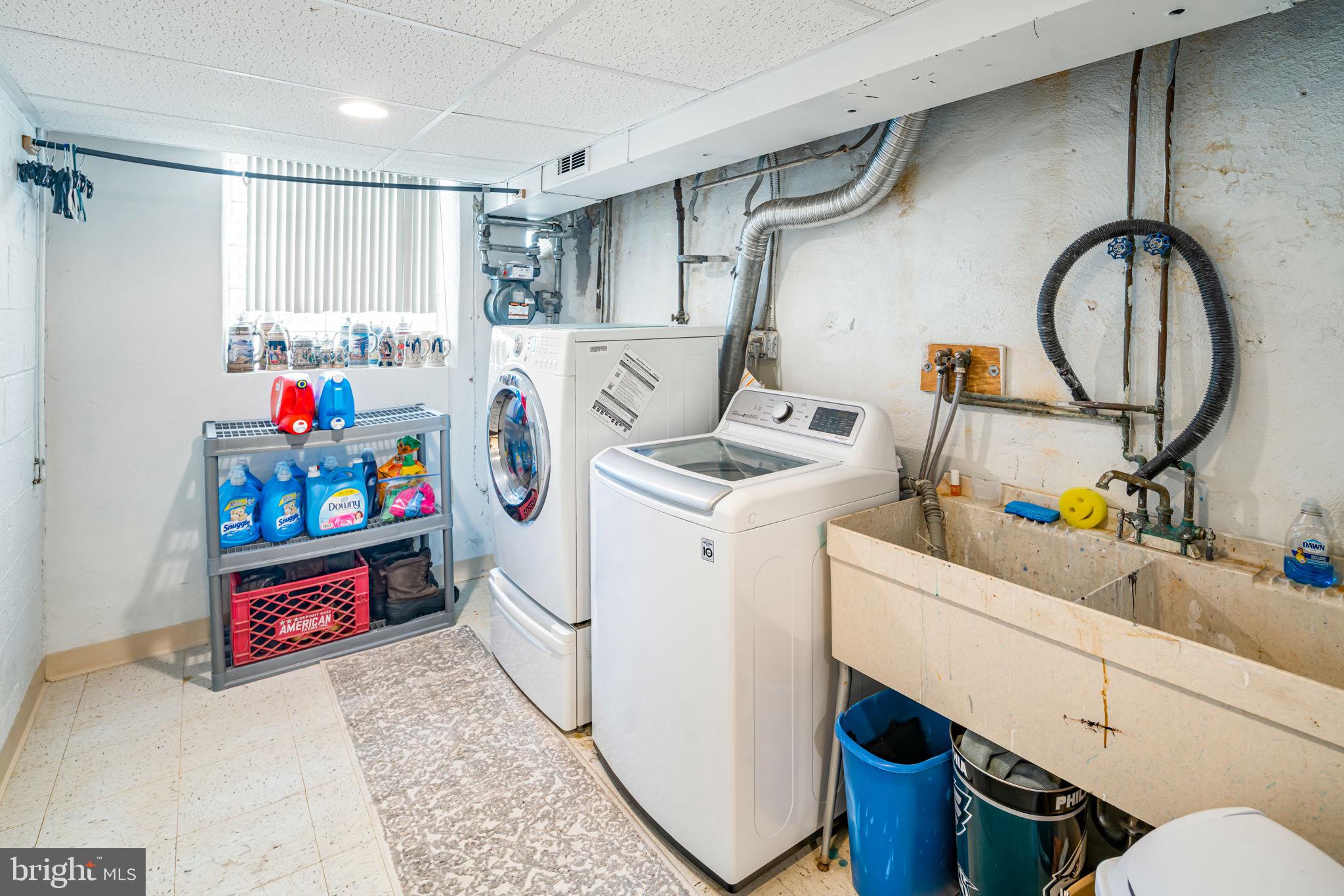 9958 Woodfern Road Philadelphia, PA 19115 - Photo 27 of 30 Spacious laundry area