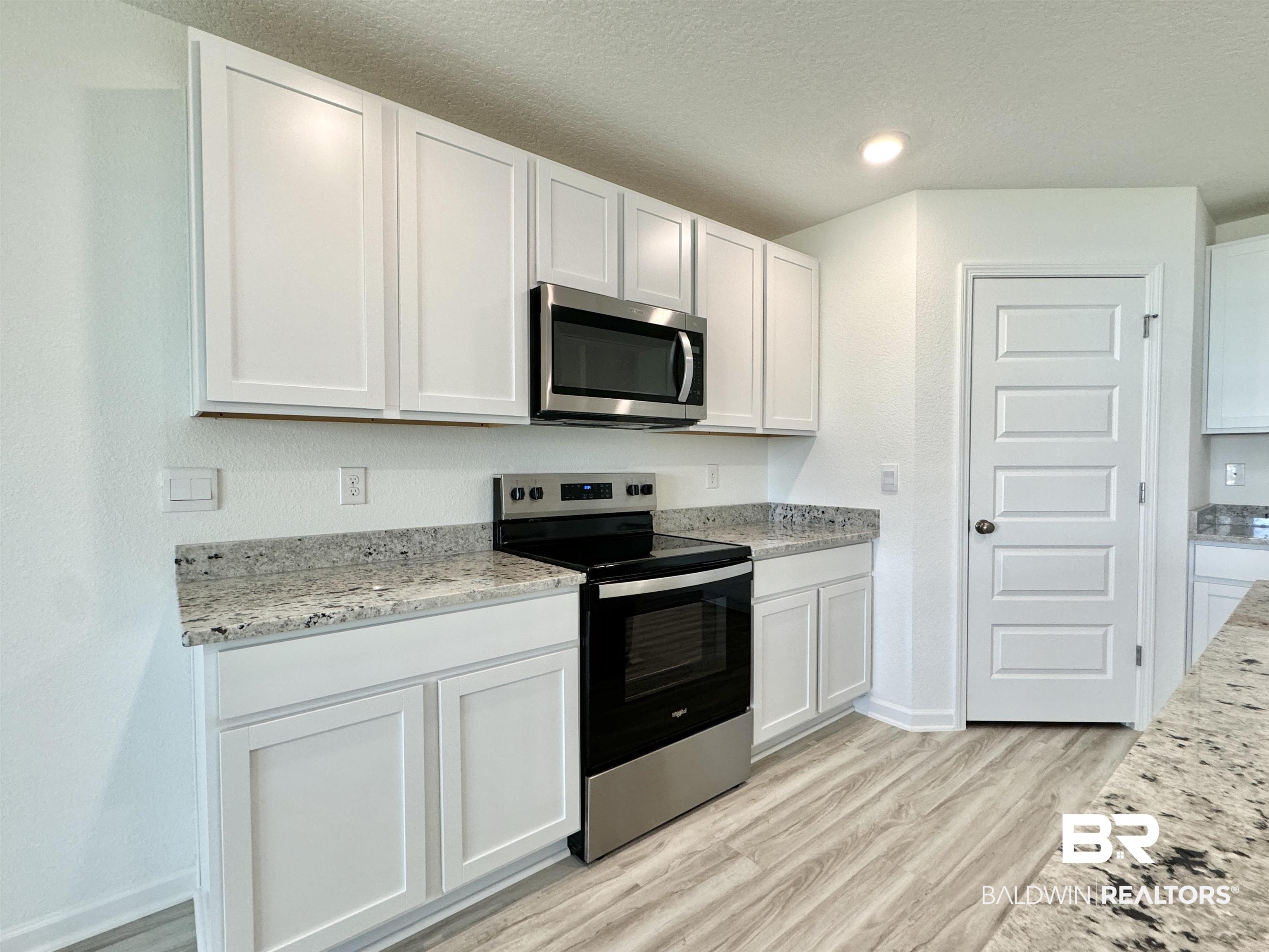 1283 Hayward Loop Foley, AL 36535 - Photo 8 of 36