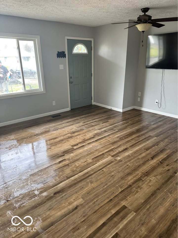 8757 Routiers Court Indianapolis, IN 46219 - Photo 6 of 24