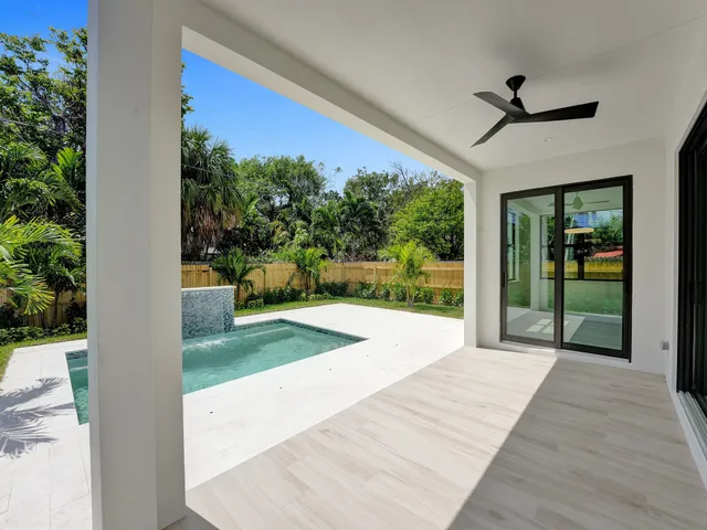 $1,349,000 | 130 East Hart Street, Lantana, FL 33462