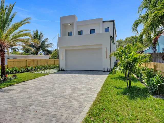 $1,349,000 | 130 East Hart Street, Lantana, FL 33462