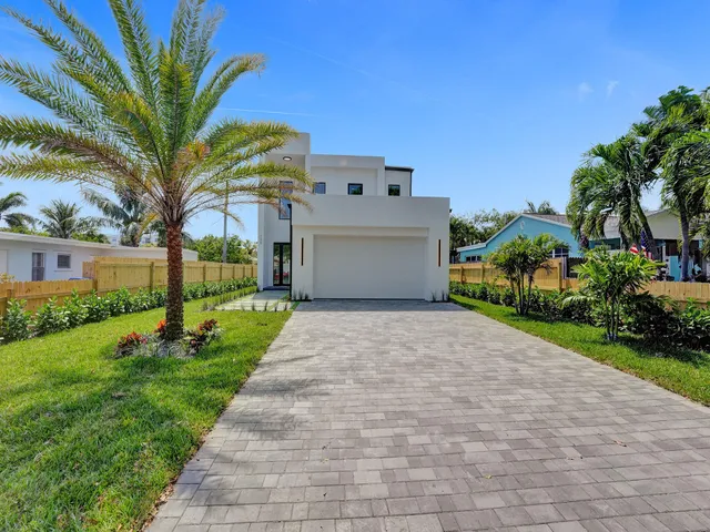$1,349,000 | 130 East Hart Street, Lantana, FL 33462