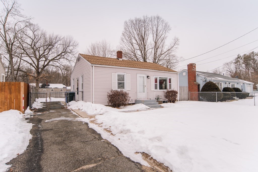 150 Slater Avenue Springfield, MA 01119 - Photo 5 of 36 Gallery Image 5