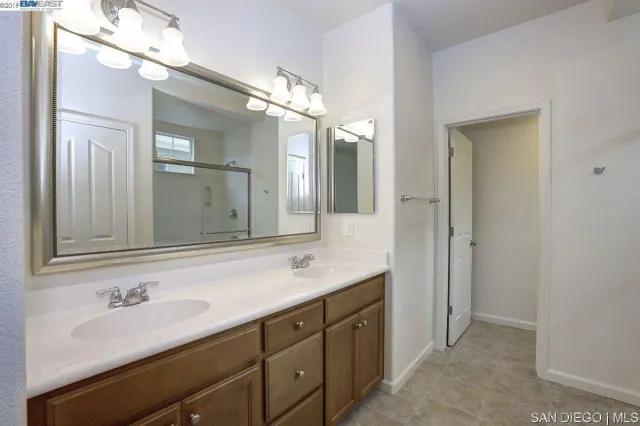 $1,150,000 | 75 Middleton Place, Hayward, CA 94544