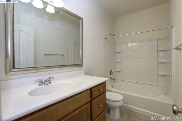 $1,150,000 | 75 Middleton Place, Hayward, CA 94544