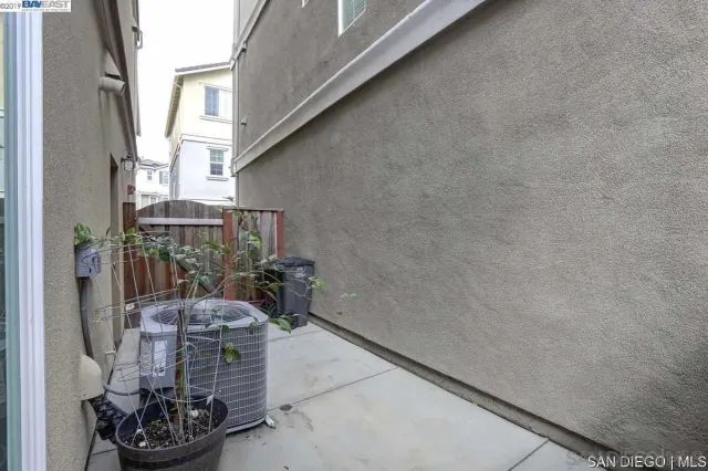 $1,150,000 | 75 Middleton Place, Hayward, CA 94544