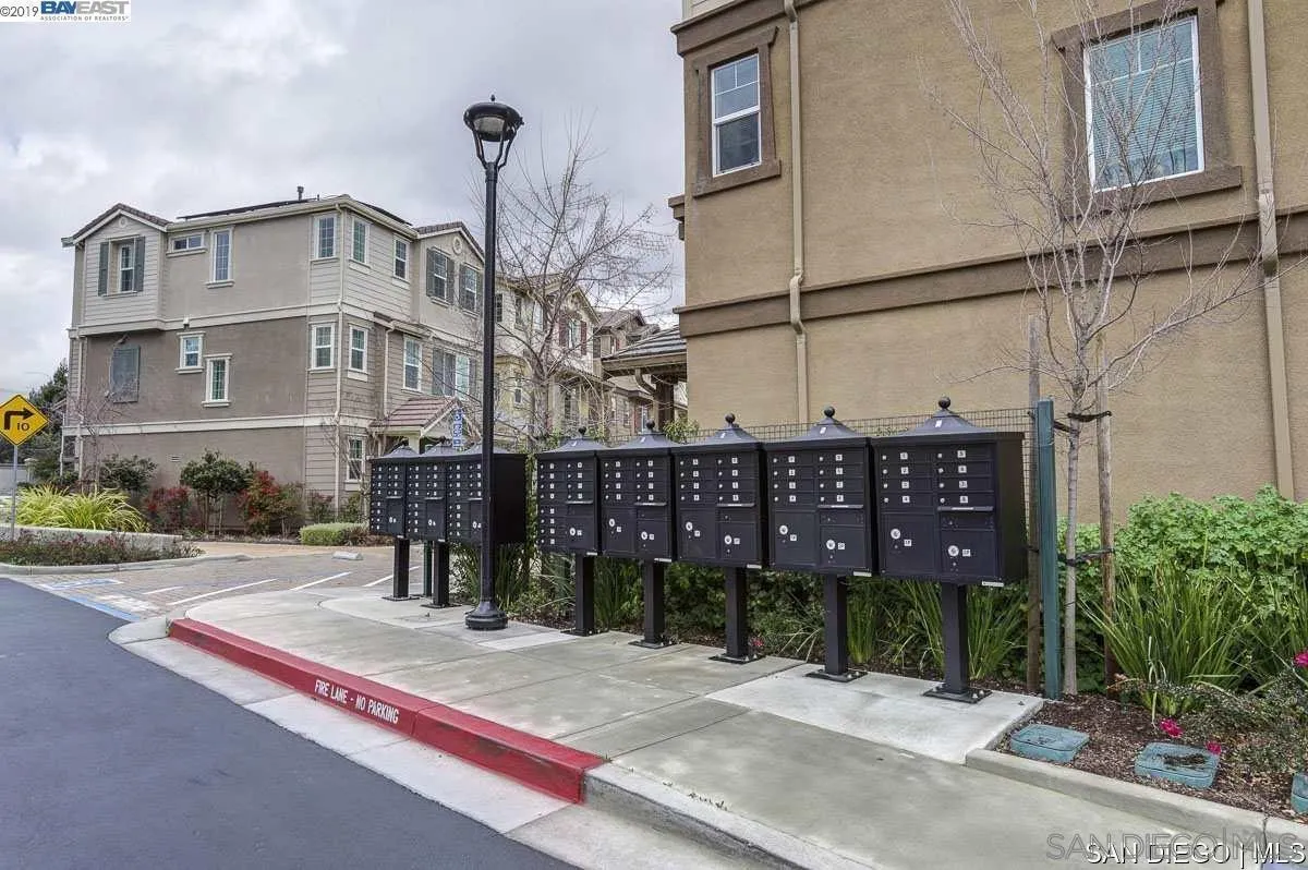 75 Middleton Place Hayward, CA 94544 - Photo 35 of 36