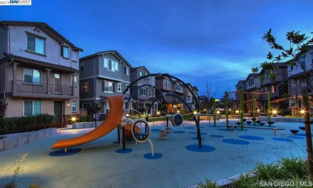 $1,150,000 | 75 Middleton Place, Hayward, CA 94544