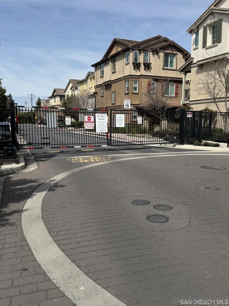 75 Middleton Place Hayward, CA 94544 - Photo 5 of 36