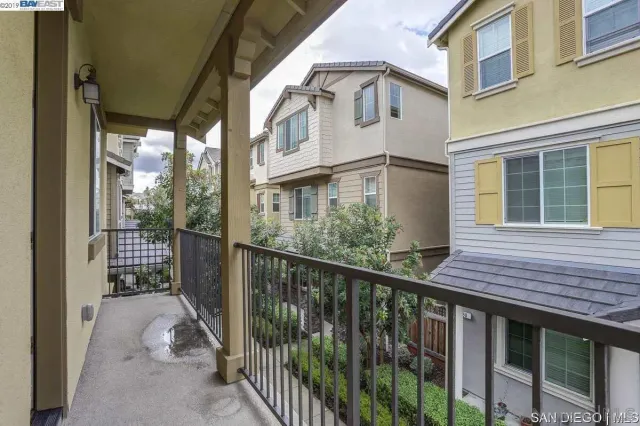 $1,150,000 | 75 Middleton Place, Hayward, CA 94544