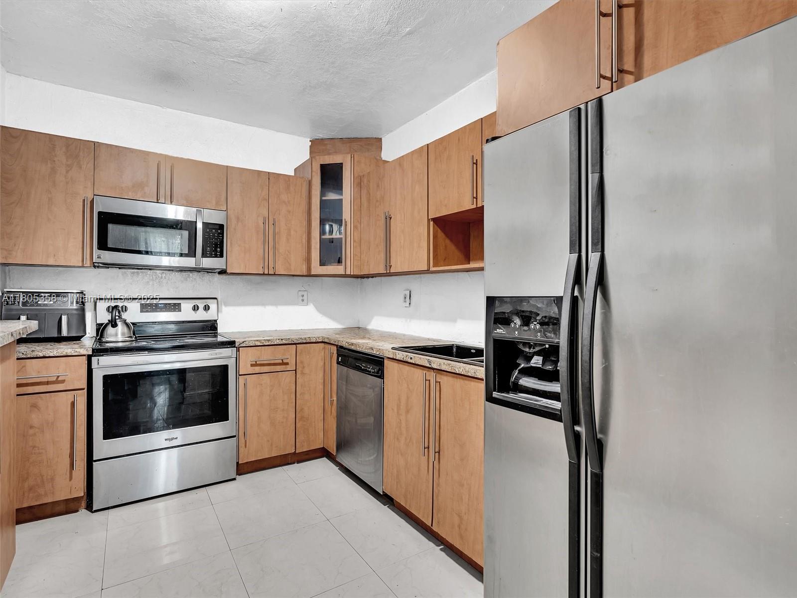 10775 Southwest 217th Street Miami, FL 33170 - Photo 6 of 24 Gallery Image 6
