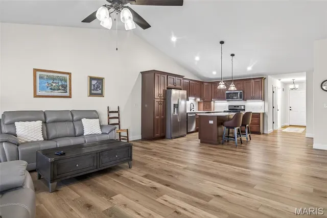 $395,000 | 422 Harry Truman Court, Festus, MO 63028