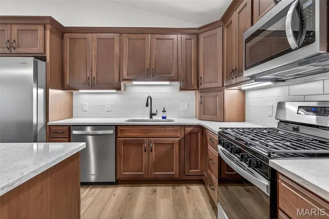 $395,000 | 422 Harry Truman Court, Festus, MO 63028