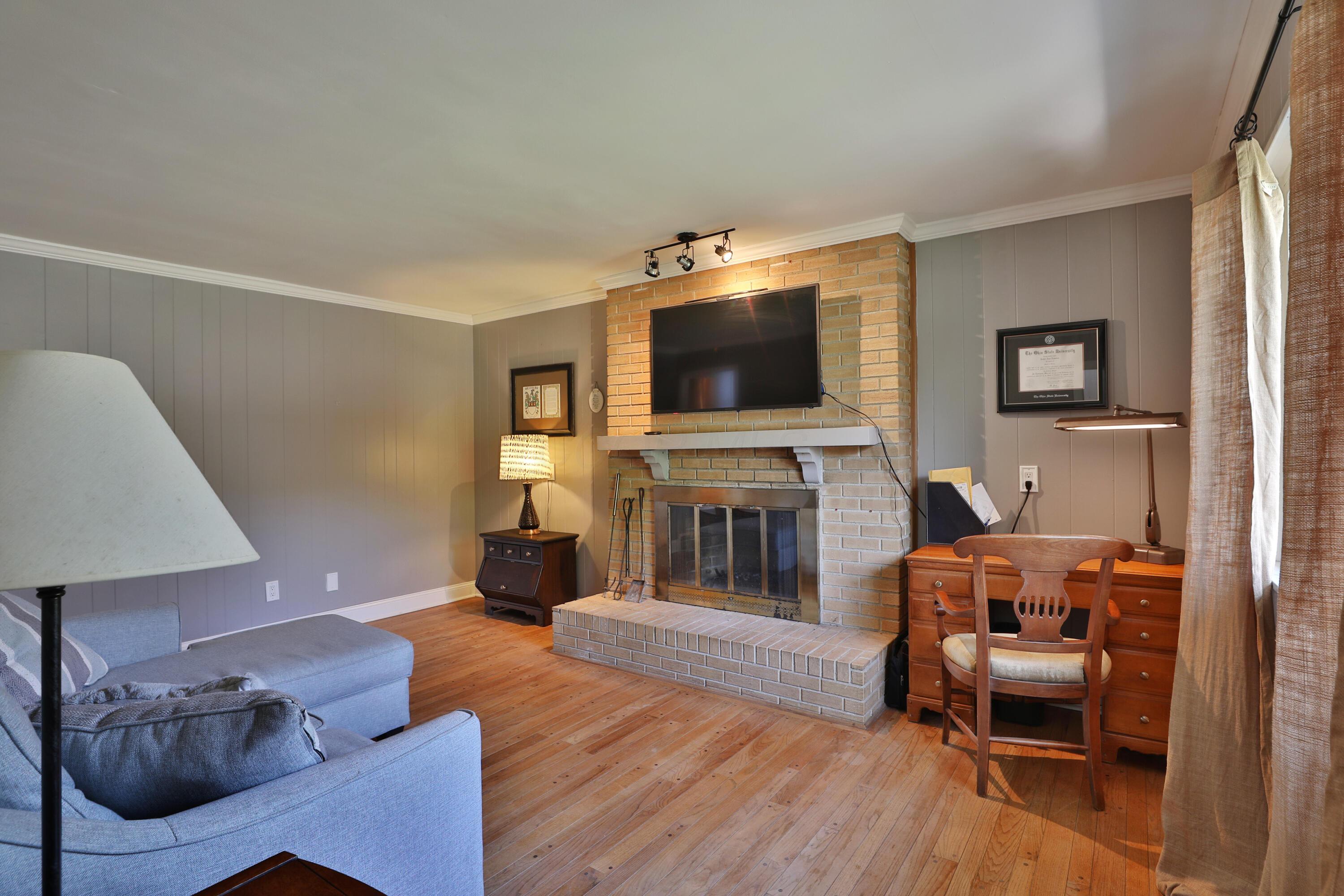 1363 Castleton Road North Columbus, OH 43220 - Photo 8 of 74 1363-Castleton-N-08
