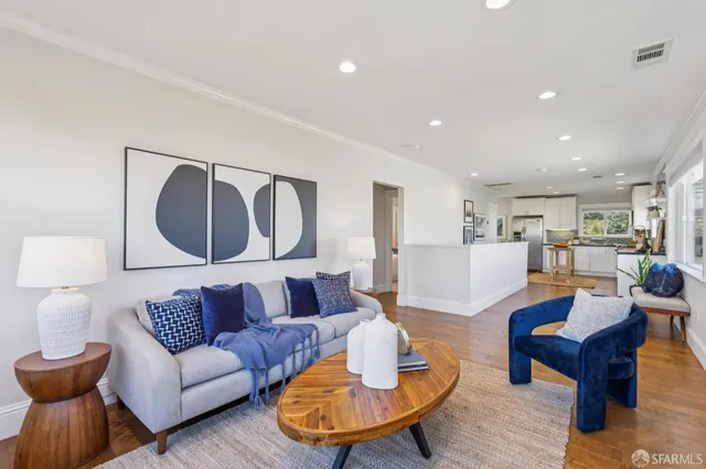 $995,000 | 165 West MacArthur Boulevard, Oakland, CA 94611