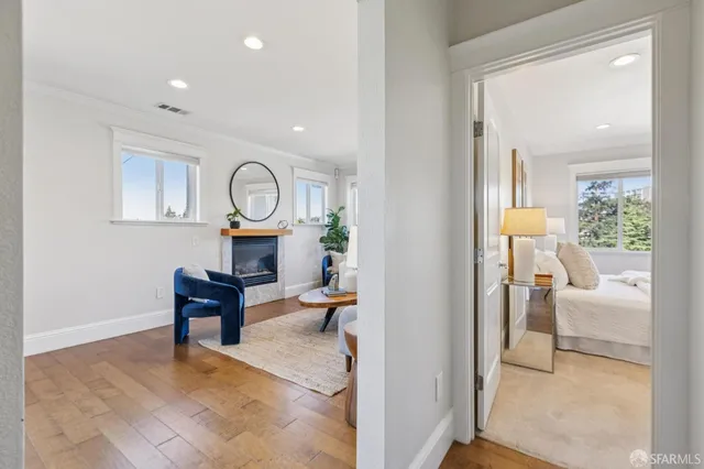 $995,000 | 165 West MacArthur Boulevard, Oakland, CA 94611