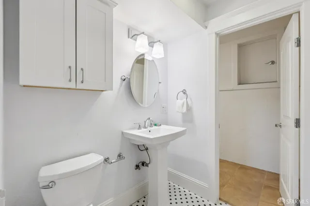 $995,000 | 165 West MacArthur Boulevard, Oakland, CA 94611