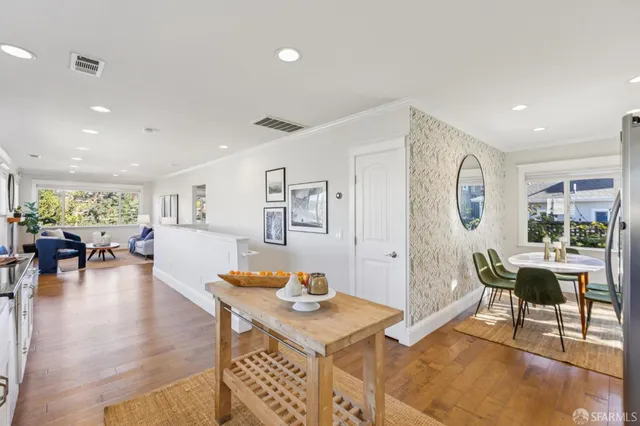 $995,000 | 165 West MacArthur Boulevard, Oakland, CA 94611