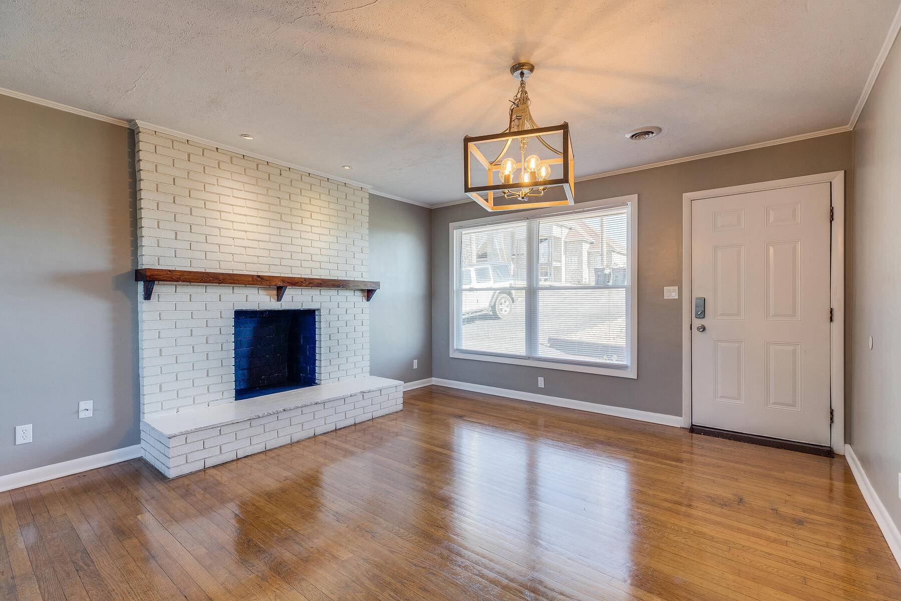 3648 Crest Road Kingsport, TN 37664 - Photo 12 of 57 006
